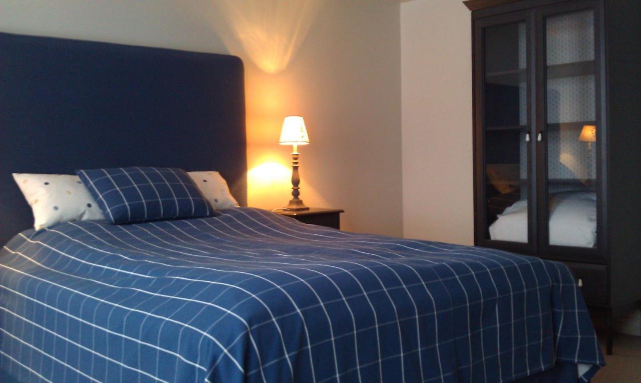 Rederiet Hotel Farsund Oda fotoğraf